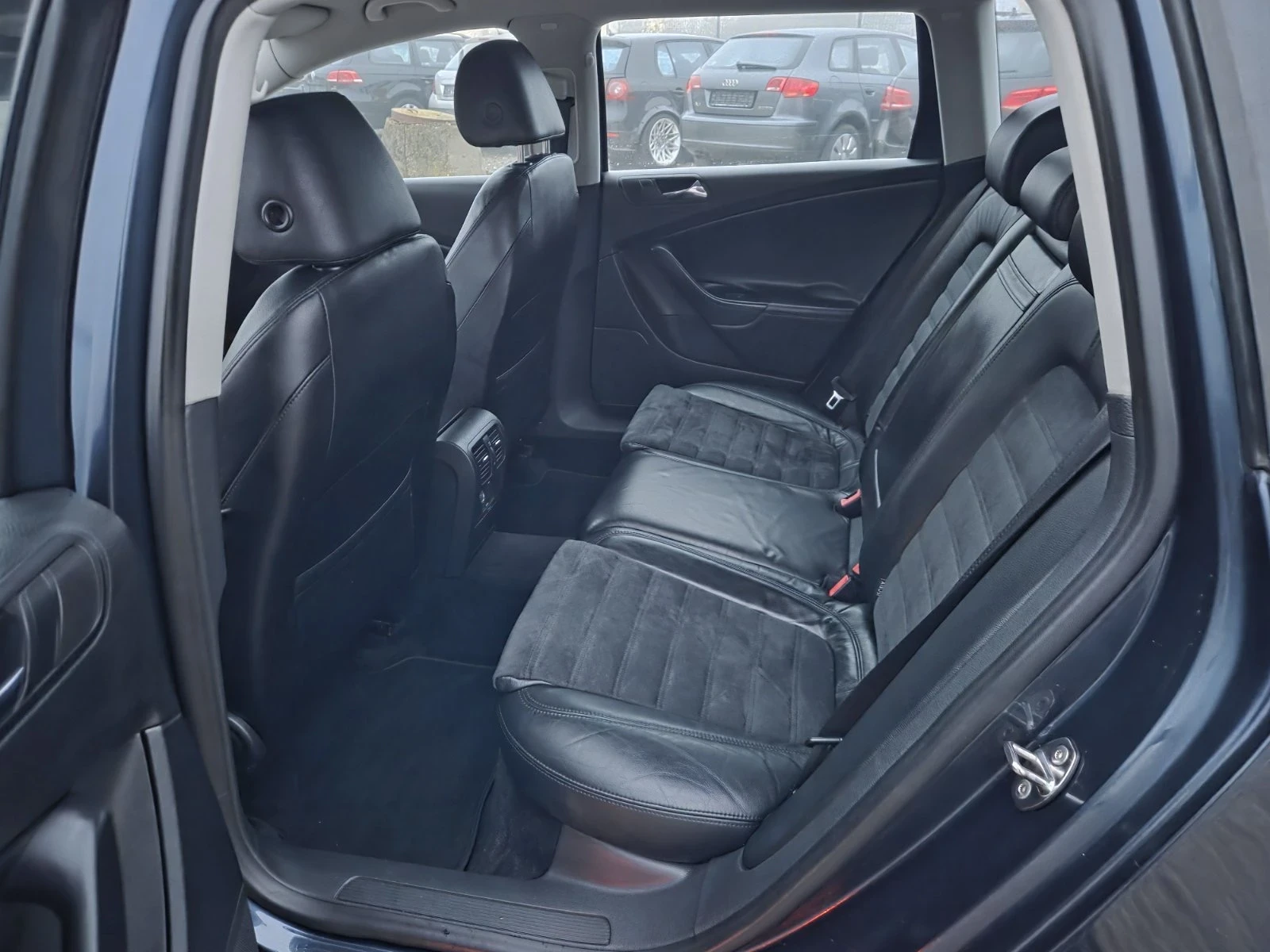 VW Passat 2.0TDI-140PS-4X4-HIGHLINE | Mobile.bg   11