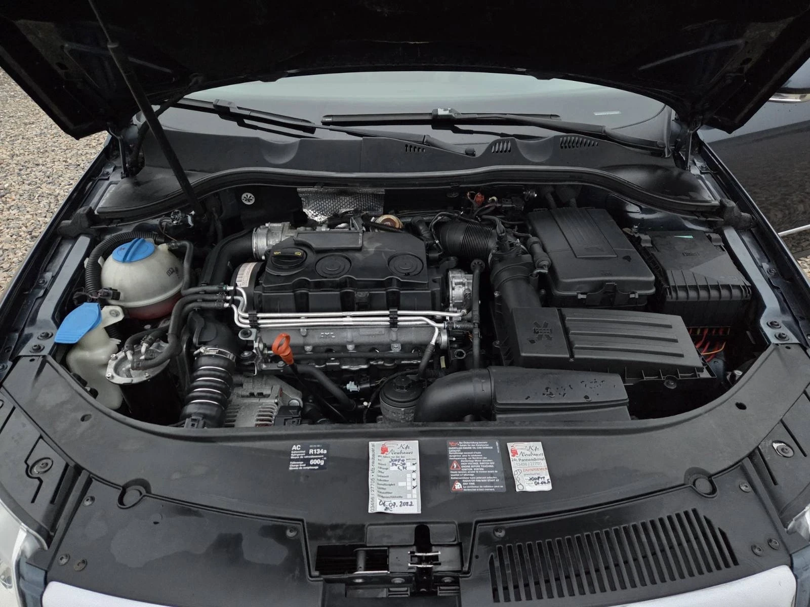 VW Passat 2.0TDI-140PS-4X4-HIGHLINE | Mobile.bg   14