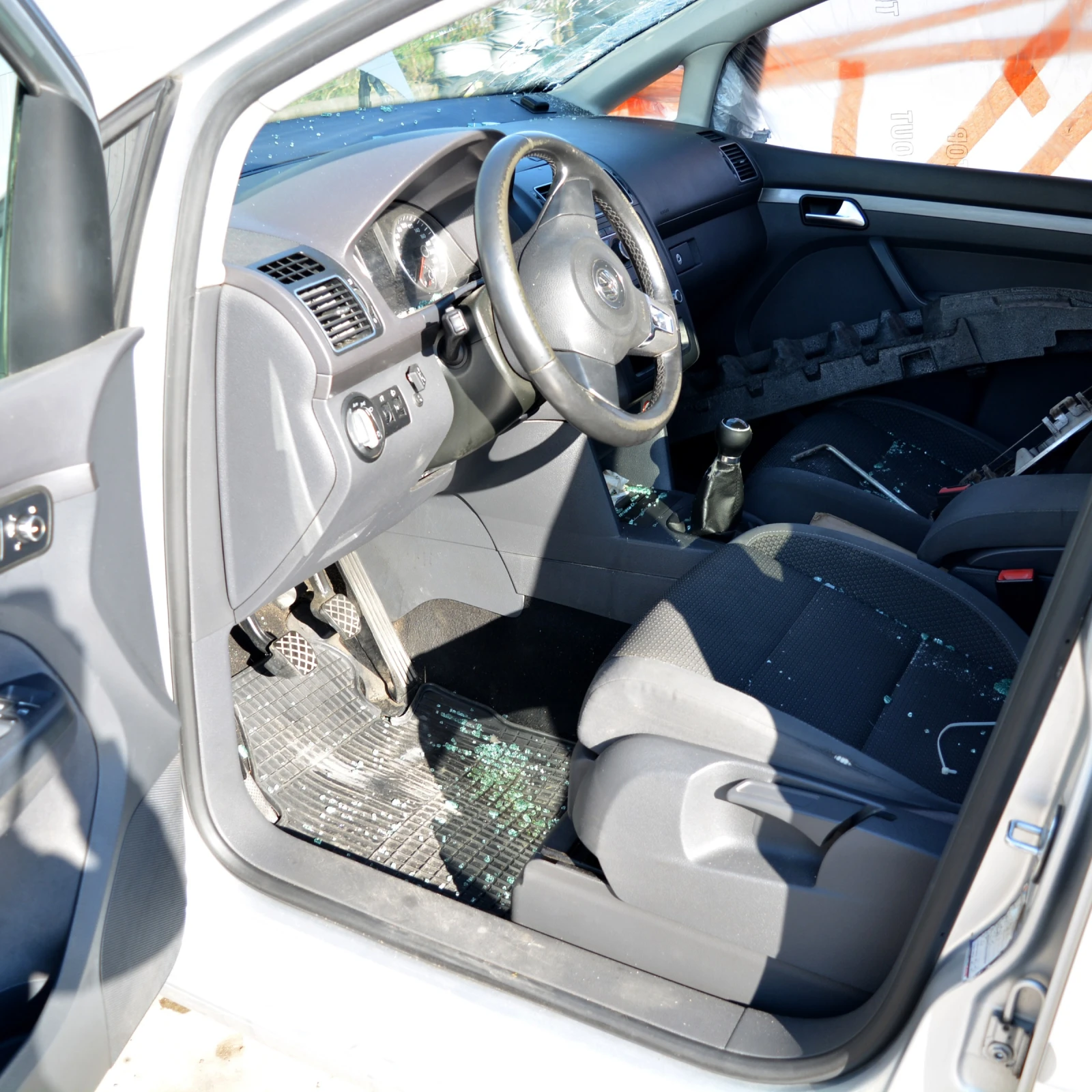 VW Touran 1.4 TSI - изображение 5