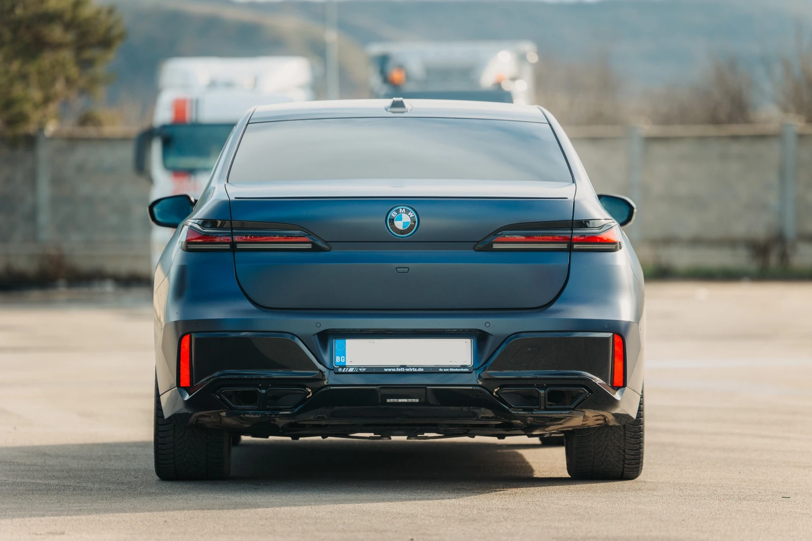 BMW 760 M760e Xdrive  - изображение 6