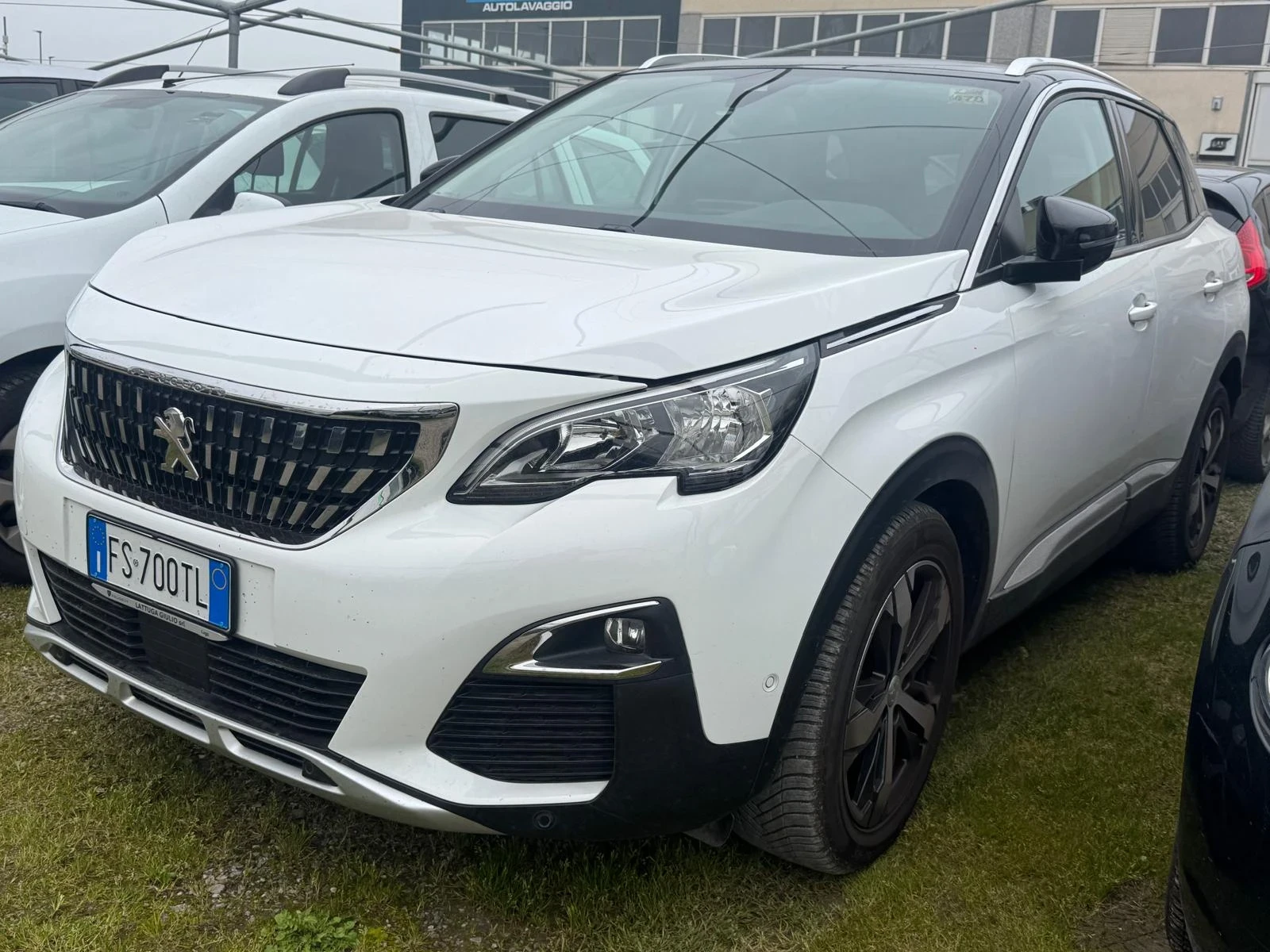 Peugeot 3008 КОЖА* КАМЕРА* ДИСТРОНИК* NAVI* LED* 1.5hdi 131hp, снимка 12 - Автомобили и джипове - 53713473