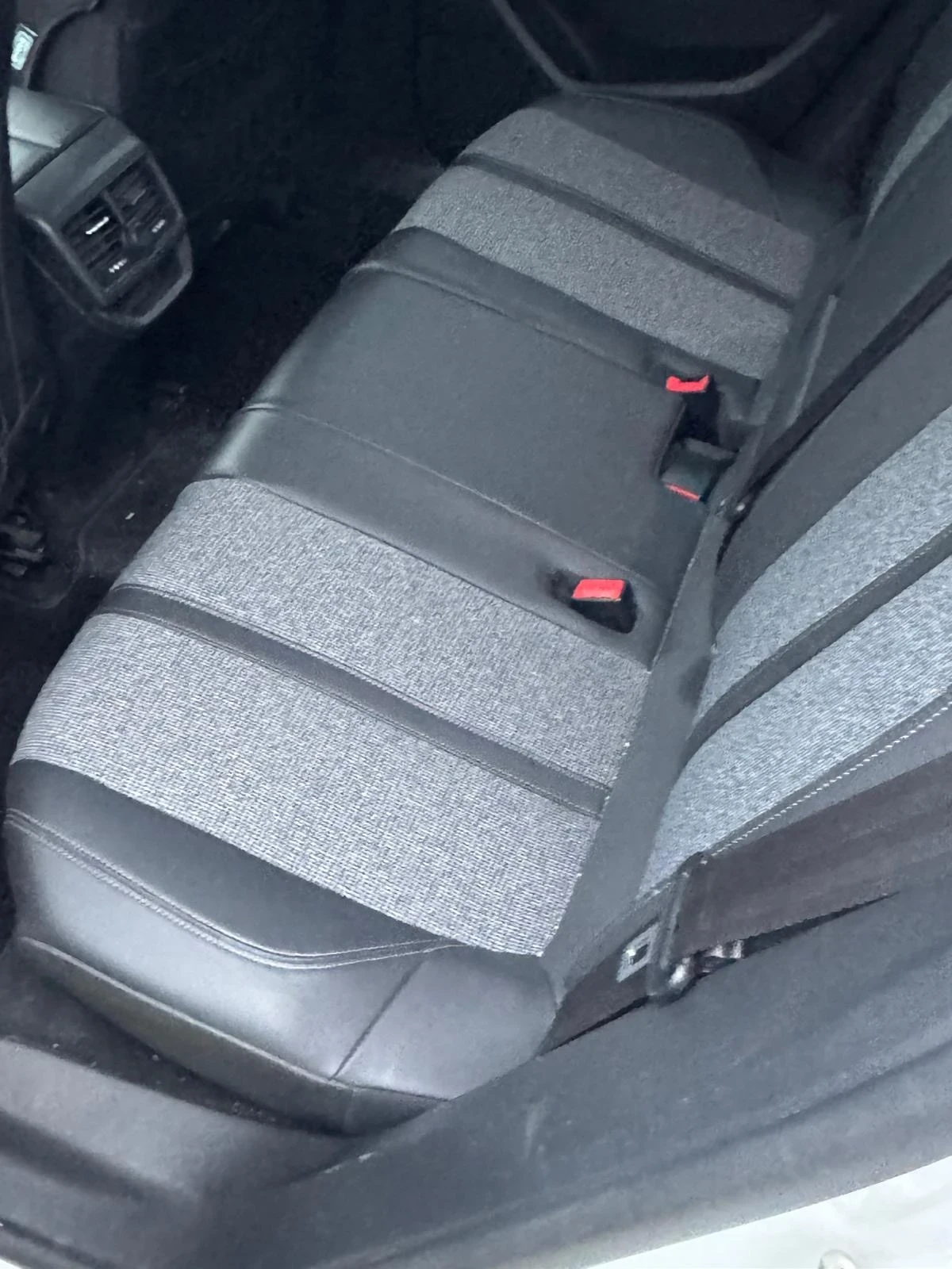 Peugeot 3008 КОЖА* КАМЕРА* ДИСТРОНИК* NAVI* LED* 1.5hdi 131hp, снимка 5 - Автомобили и джипове - 53713473