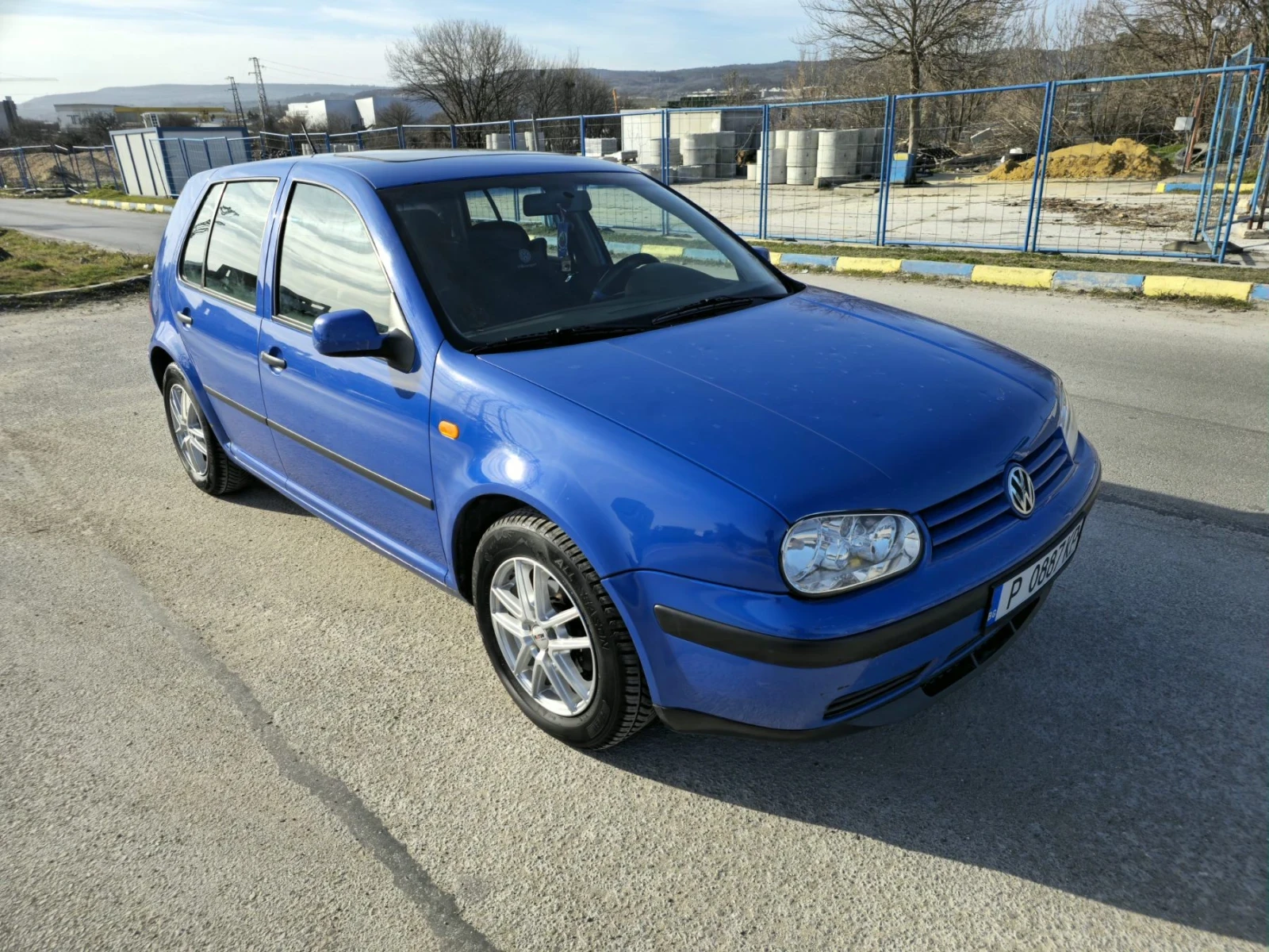 VW Golf