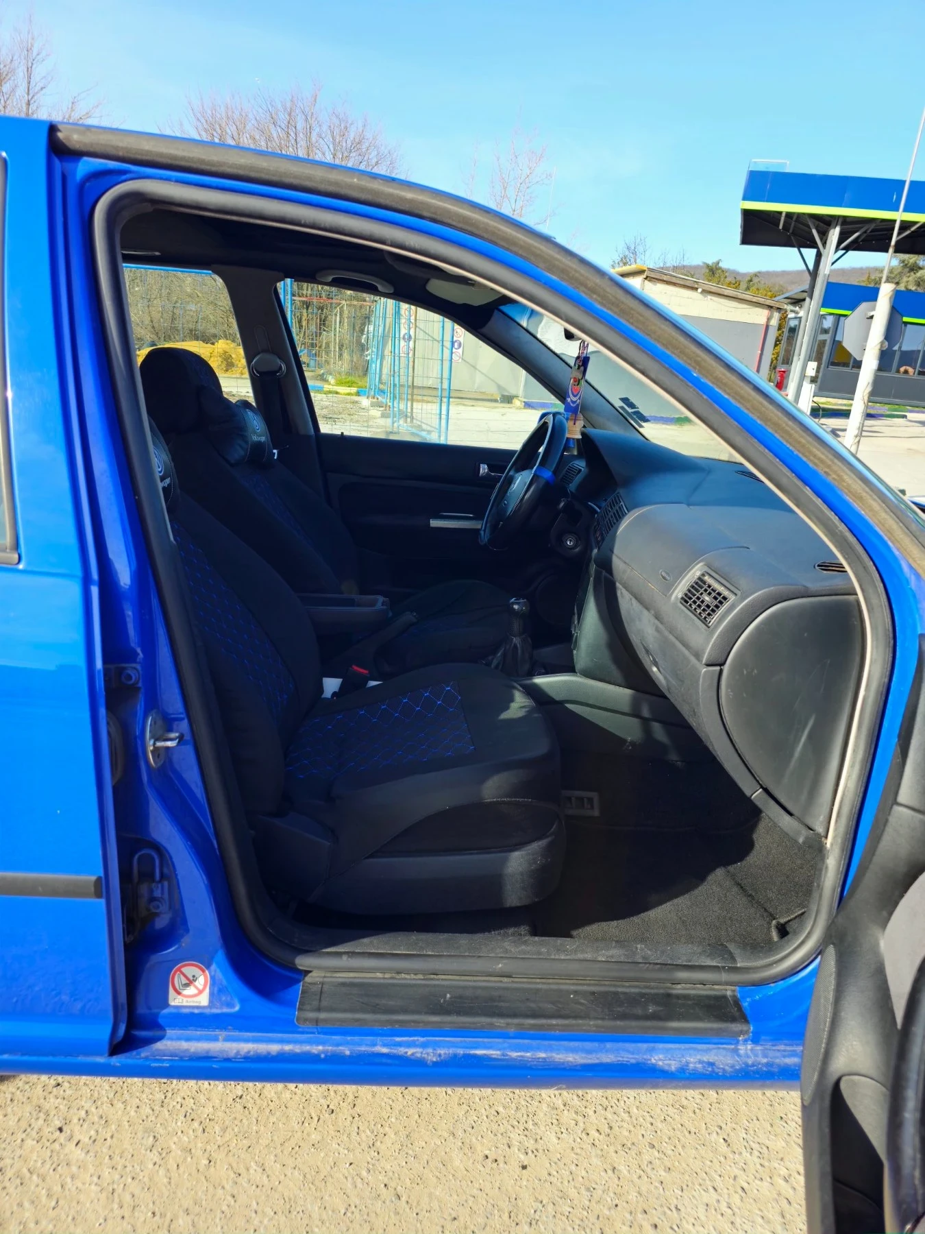 VW Golf, снимка 4 - Автомобили и джипове - 54114756