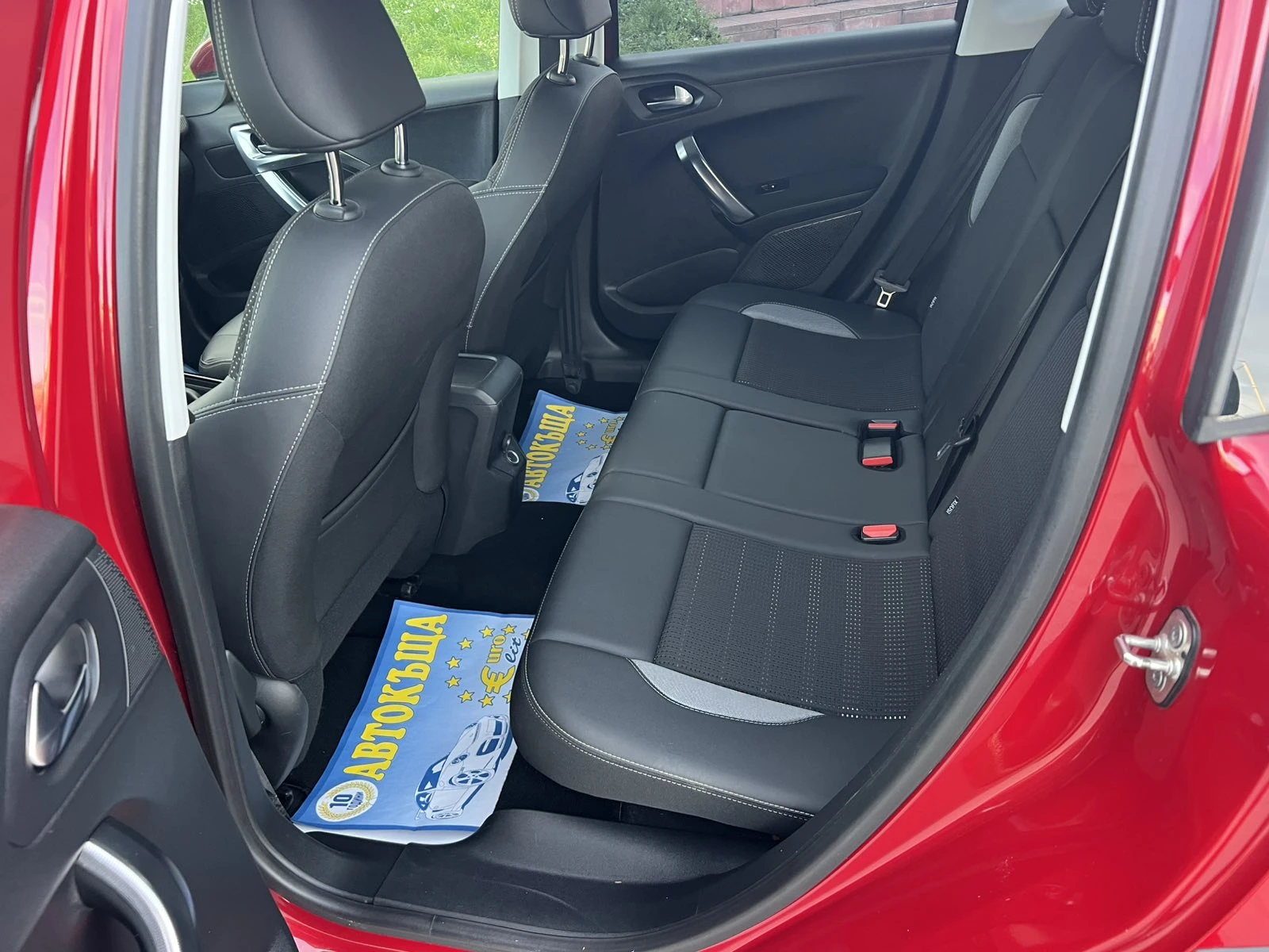 Peugeot 2008 1.2 thp 130, Allure, снимка 12 - Автомобили и джипове - 54128893