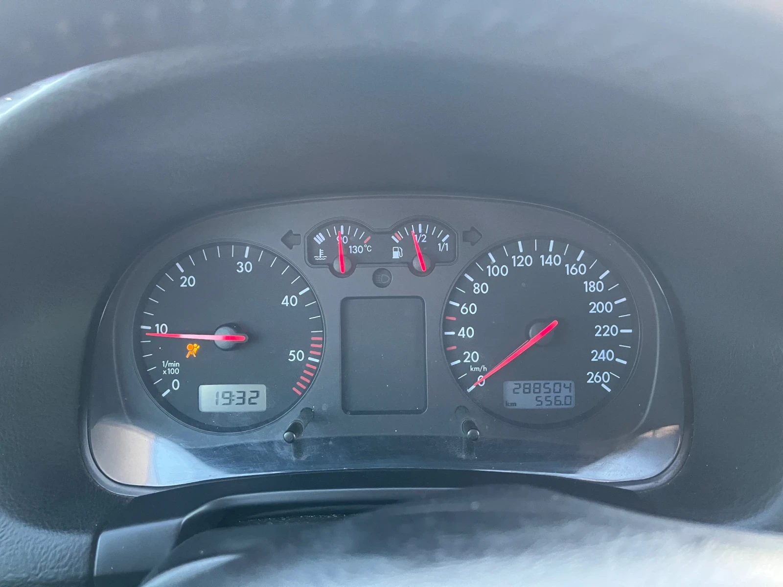 VW Golf VW GOLF 1.9TDI 116hp 6СКОРОСТИ, снимка 14 - Автомобили и джипове - 54159954