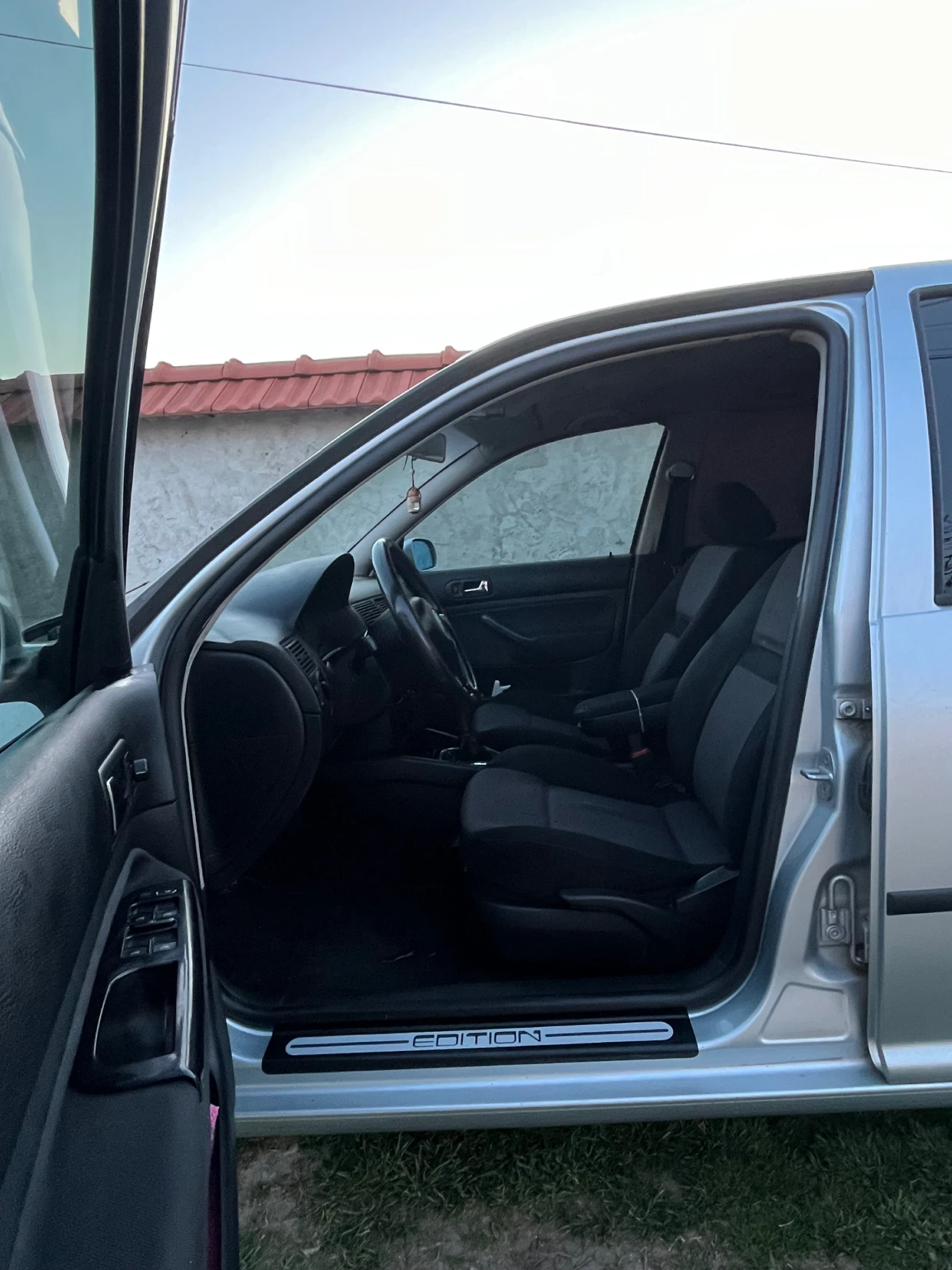 VW Golf VW GOLF 1.9TDI 116hp 6СКОРОСТИ, снимка 11 - Автомобили и джипове - 54159954