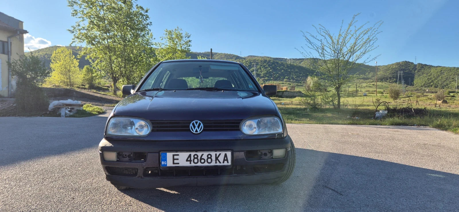 VW Golf 1.6 GT, снимка 2 - Автомобили и джипове - 54246449