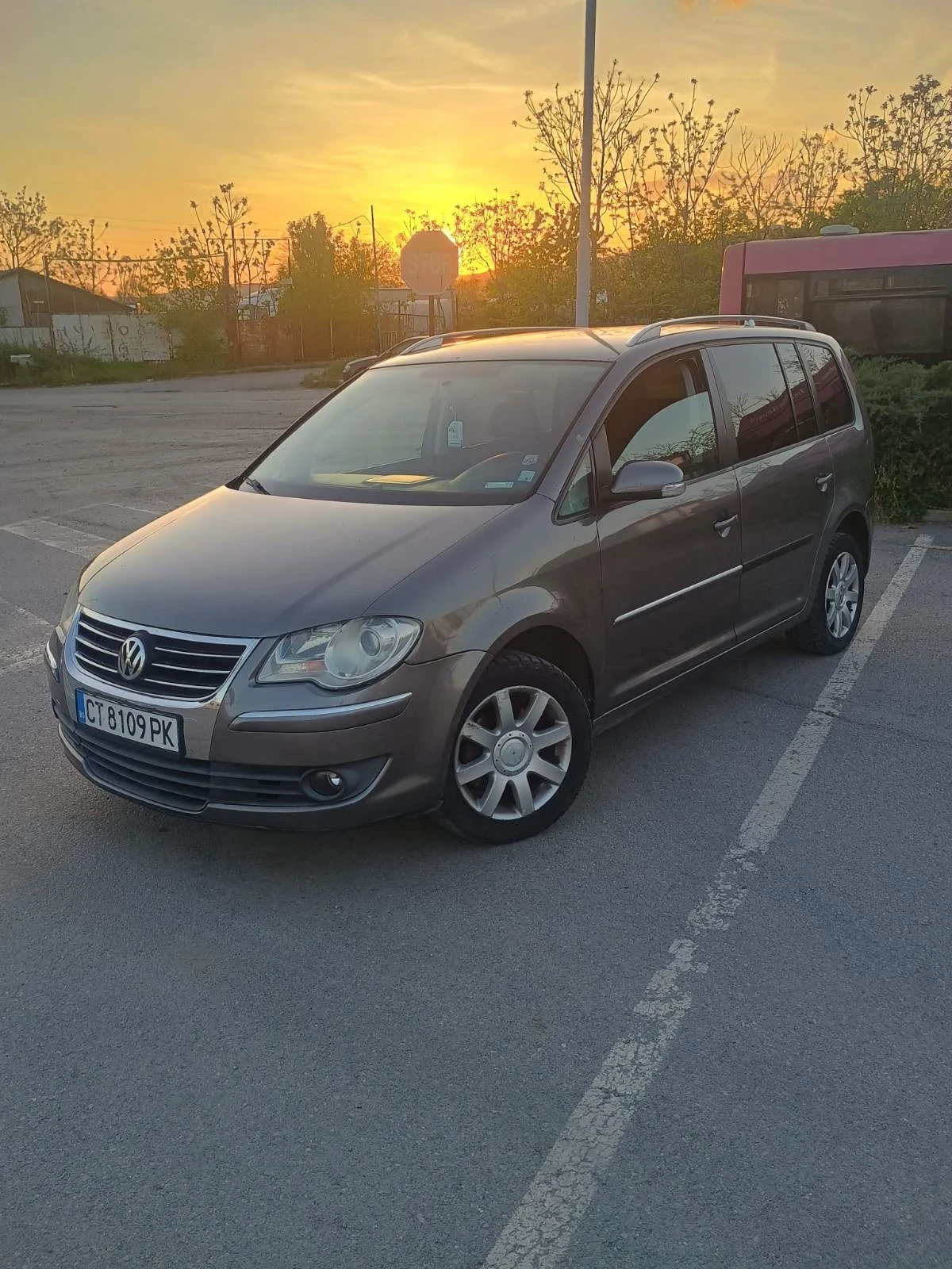 VW Touran 2.0 бензин/метан 