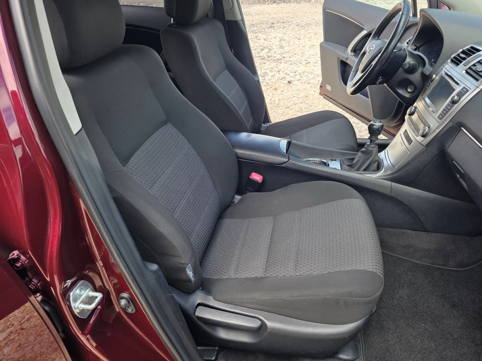 Toyota Avensis 1.8 Vvti FaceLift Навигация Камера Автопилот , снимка 8 - Автомобили и джипове - 54528792