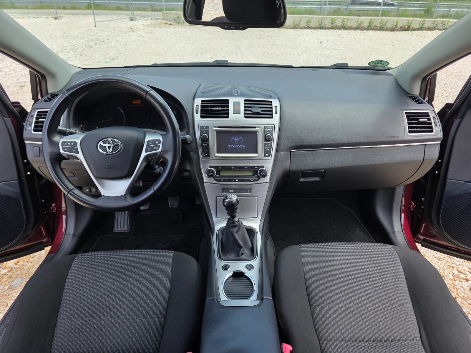 Toyota Avensis 1.8 Vvti FaceLift Навигация Камера Автопилот , снимка 12 - Автомобили и джипове - 54528792