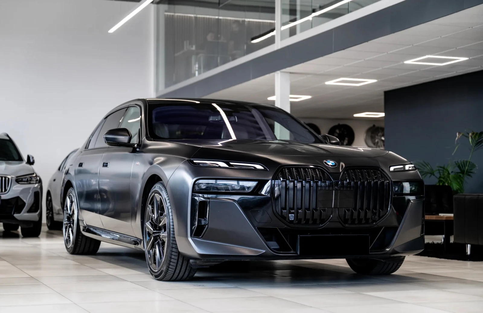 BMW 740 d xDrive M Sport Paket, снимка 2 - Автомобили и джипове - 54640456