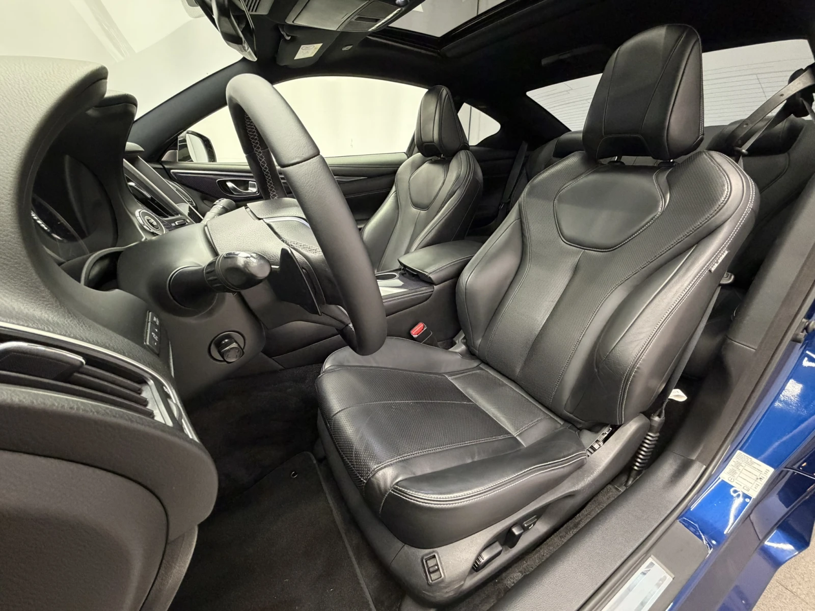 Infiniti Q 60 S, снимка 16 - Автомобили и джипове - 54786841