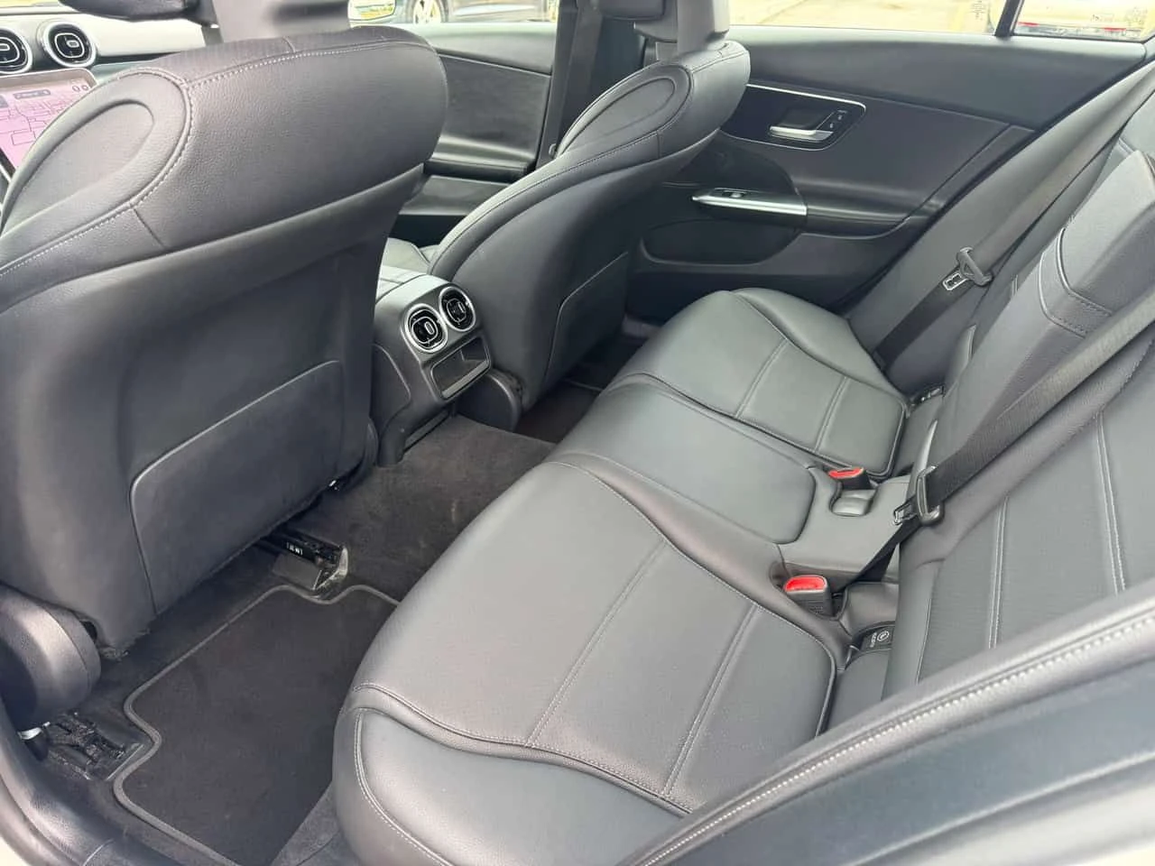 Mercedes-Benz C 300 * 360 КАМЕРА* ПАНОРАМА* ПОДГРЕВ* KEYLESS* , снимка 15 - Автомобили и джипове - 54967732