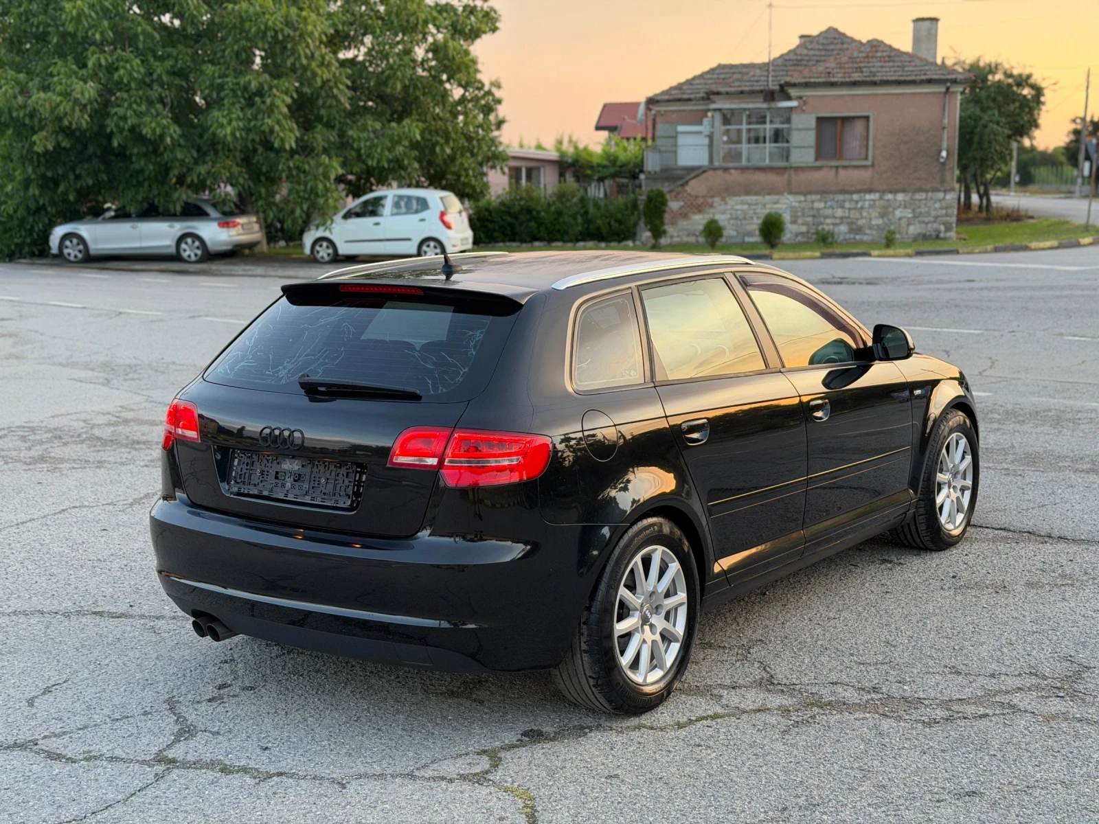 Audi A3 2.0, снимка 2 - Автомобили и джипове - 54976643