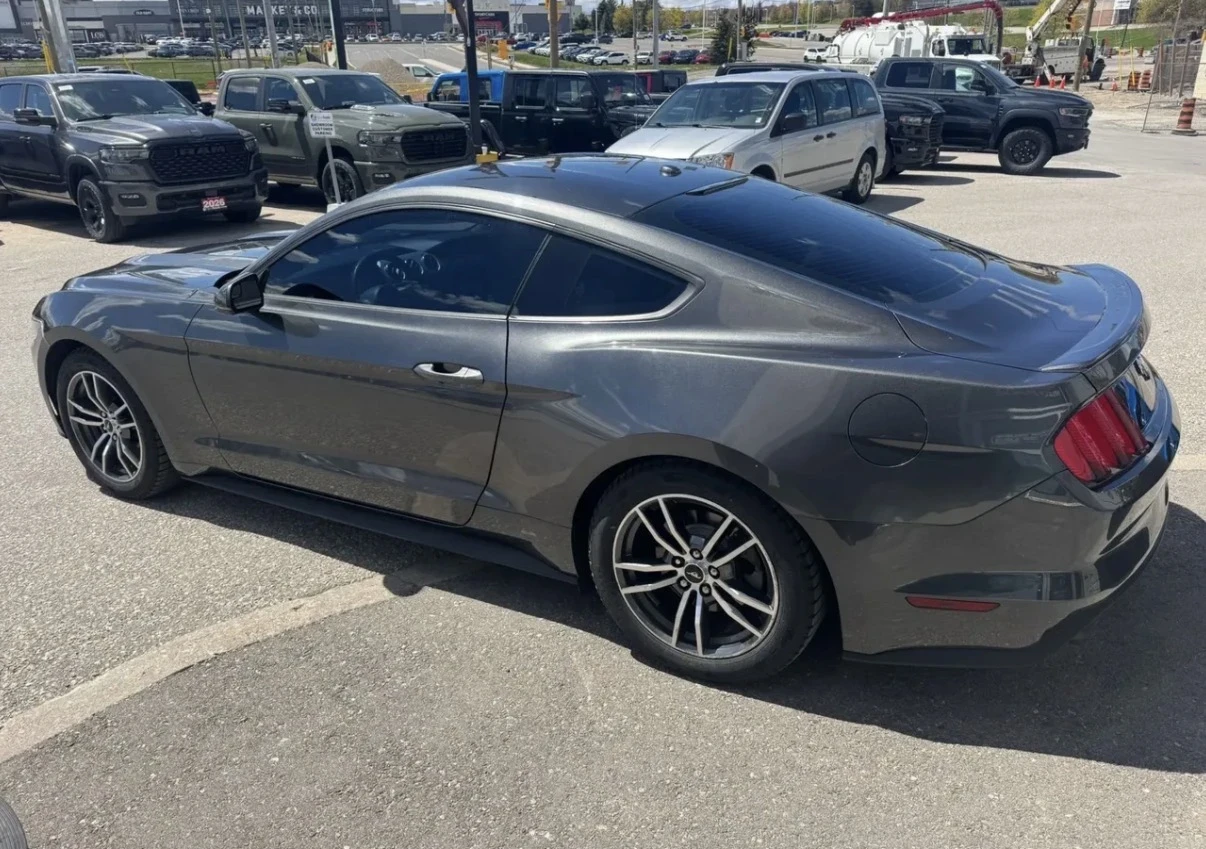 Ford Mustang ECOBOOST * ОБДУХВАНЕ * КАМЕРА * АВТОМАТИК * CARFAX, снимка 6 - Автомобили и джипове - 55177410