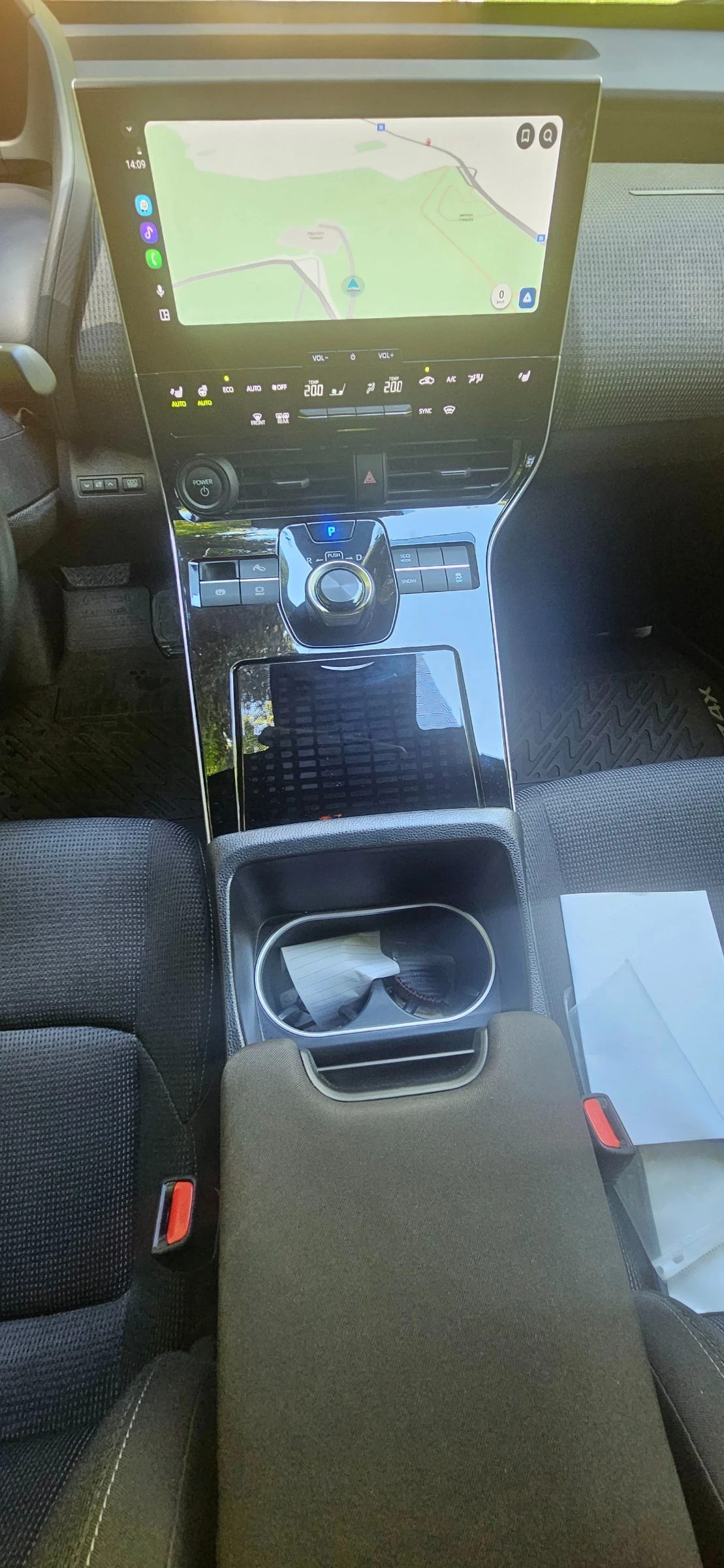 Toyota bZ4X, снимка 9 - Автомобили и джипове - 55283348