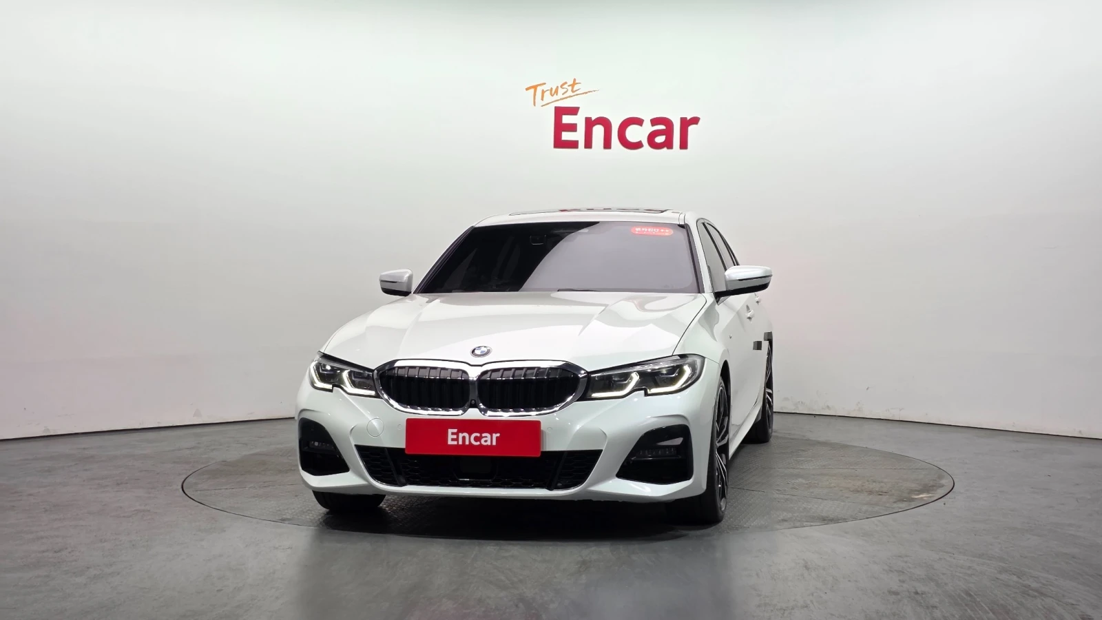 BMW 330 i xDrive M Sport, снимка 3 - Автомобили и джипове - 55477464