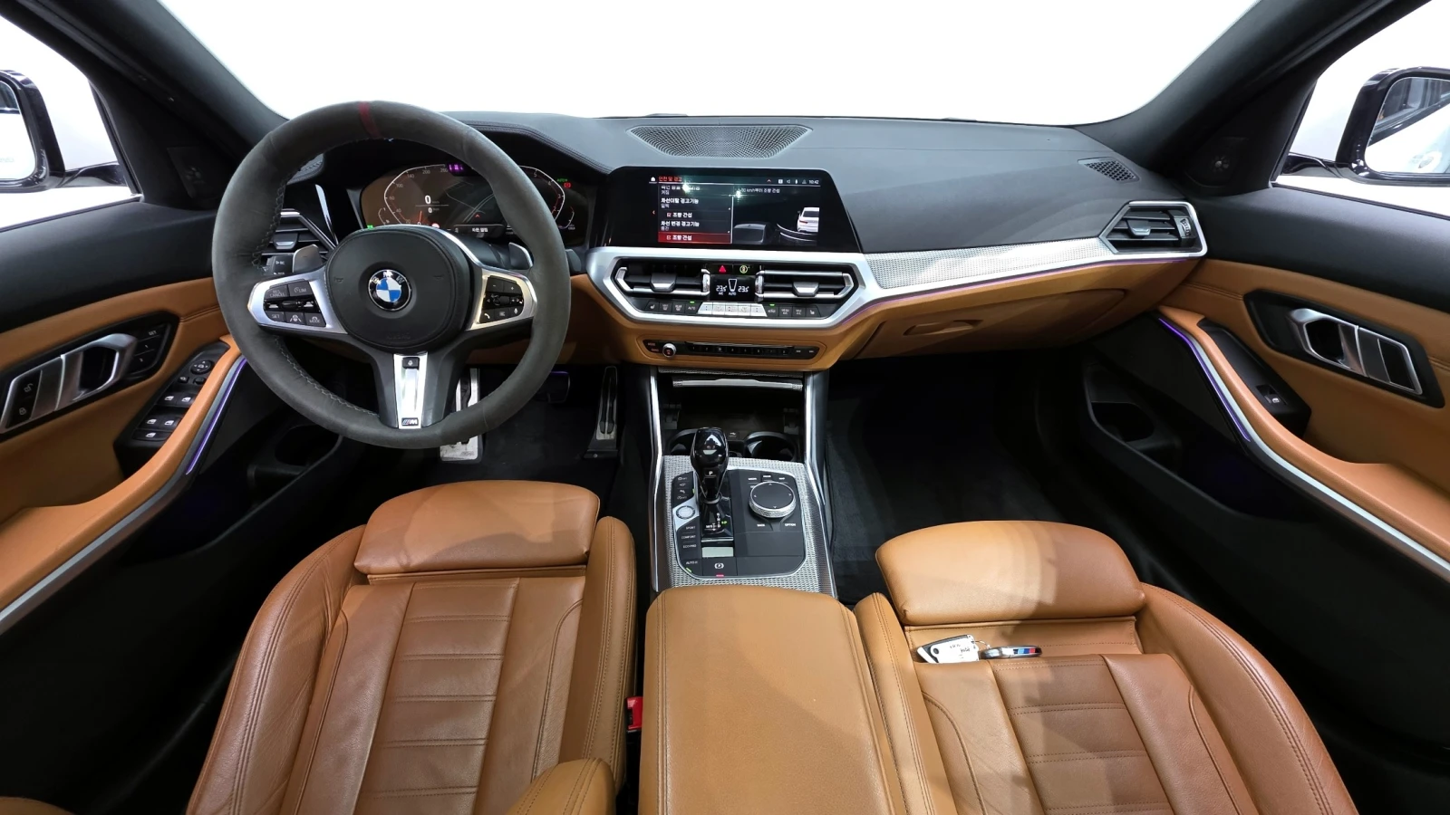 BMW 330 i xDrive M Sport, снимка 6 - Автомобили и джипове - 55477464