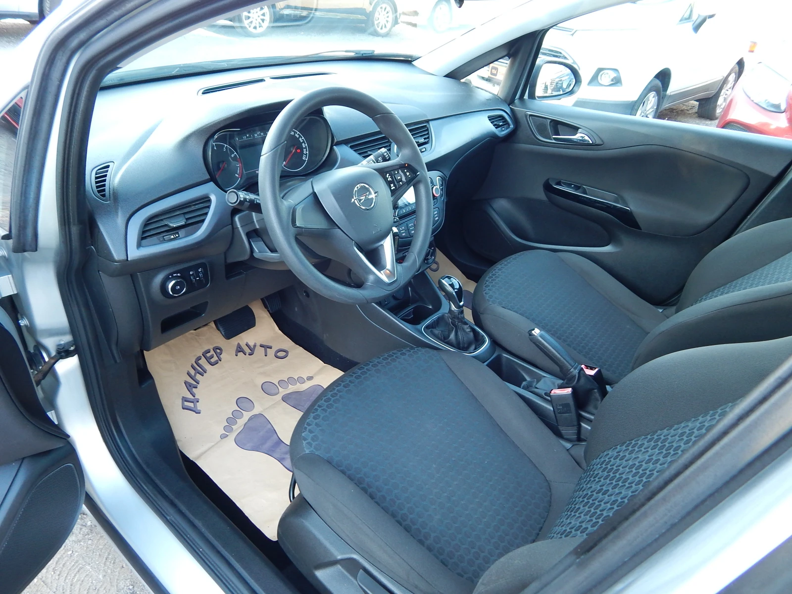 Opel Corsa 1.4i* 70000km.* EURO6* АВТОМАТИК* , снимка 9 - Автомобили и джипове - 55629368