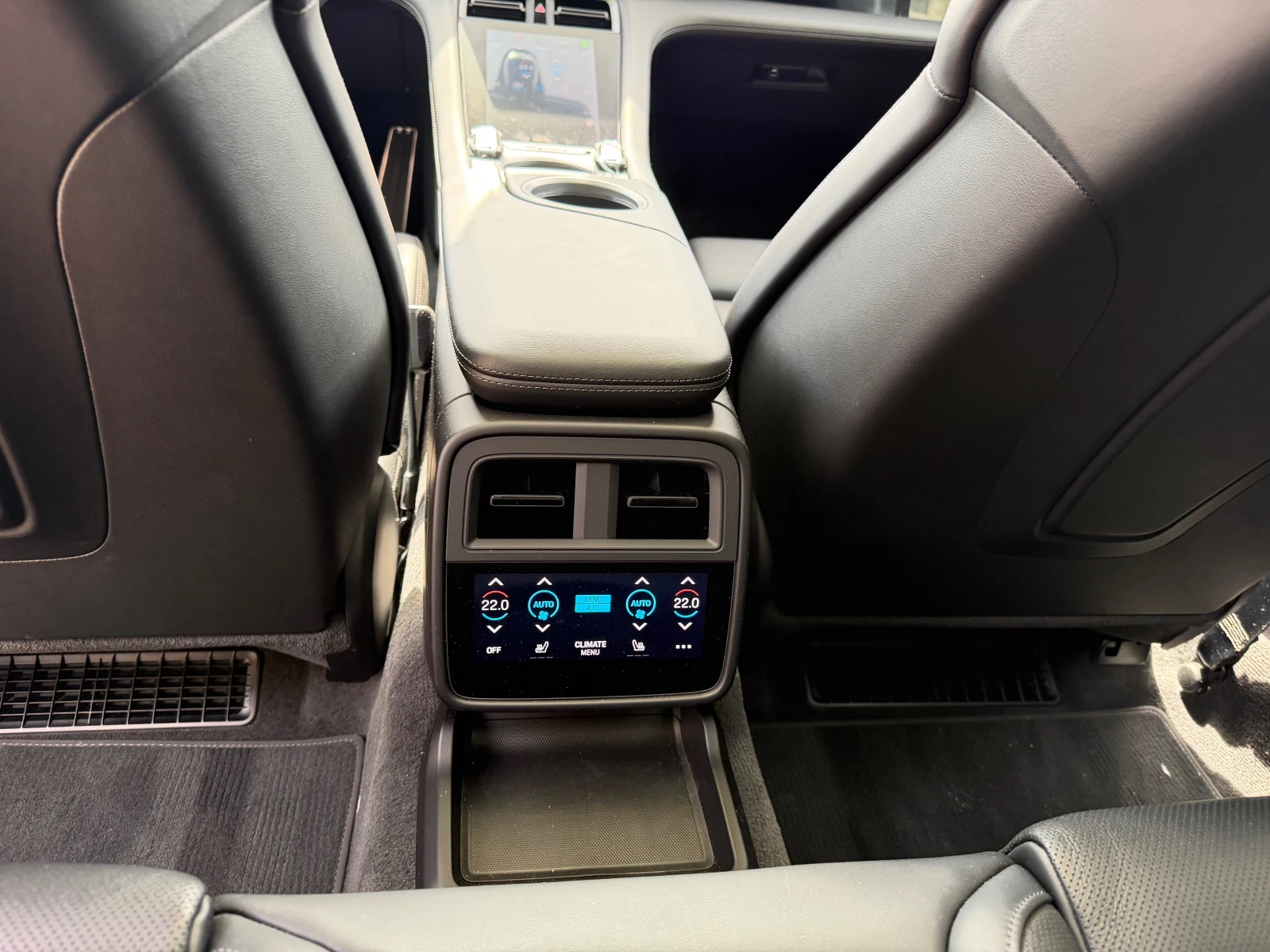 Porsche Taycan CROSS TURISMO 4S МАСАЖ ОБДУХВАНЕ ЛИЗИНГ, снимка 14 - Автомобили и джипове - 56120788
