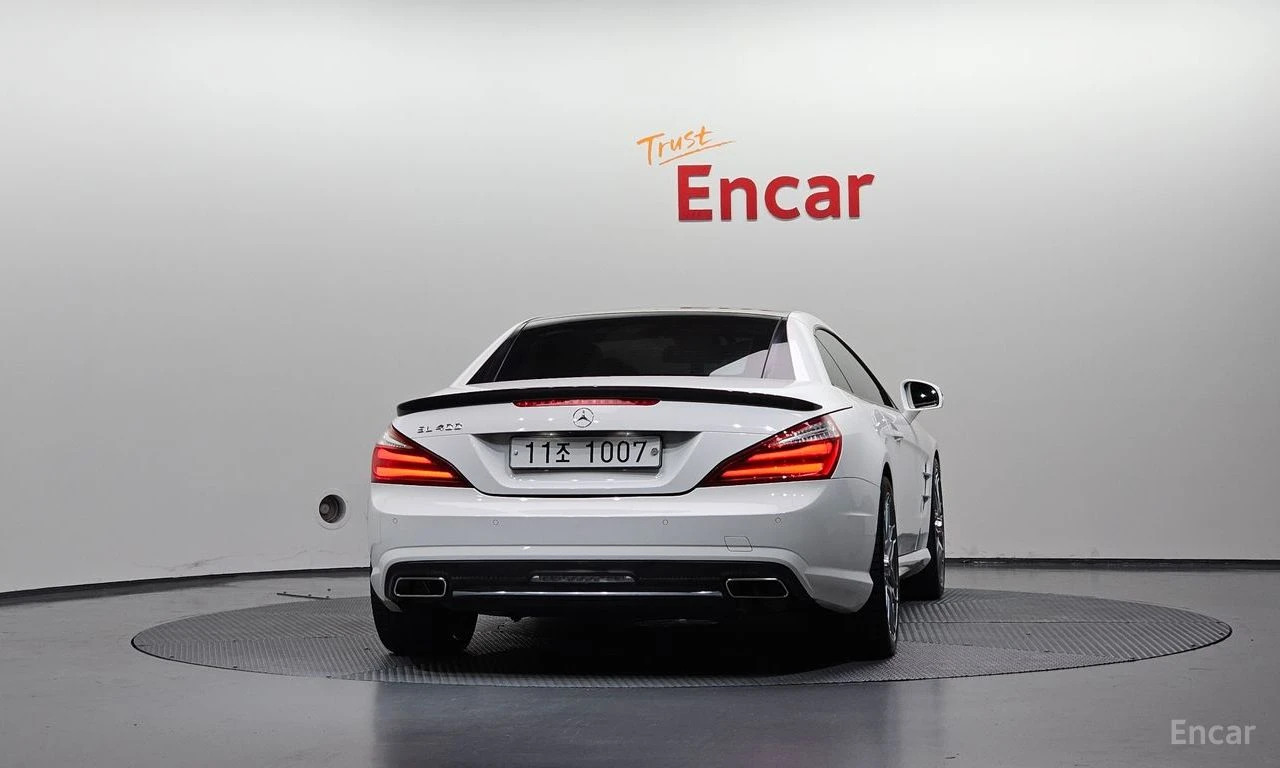 Mercedes-Benz SL 400 AMG* LINE* HARMON* KARDON* ОБДУВАНЕА* , снимка 4 - Автомобили и джипове - 56207777