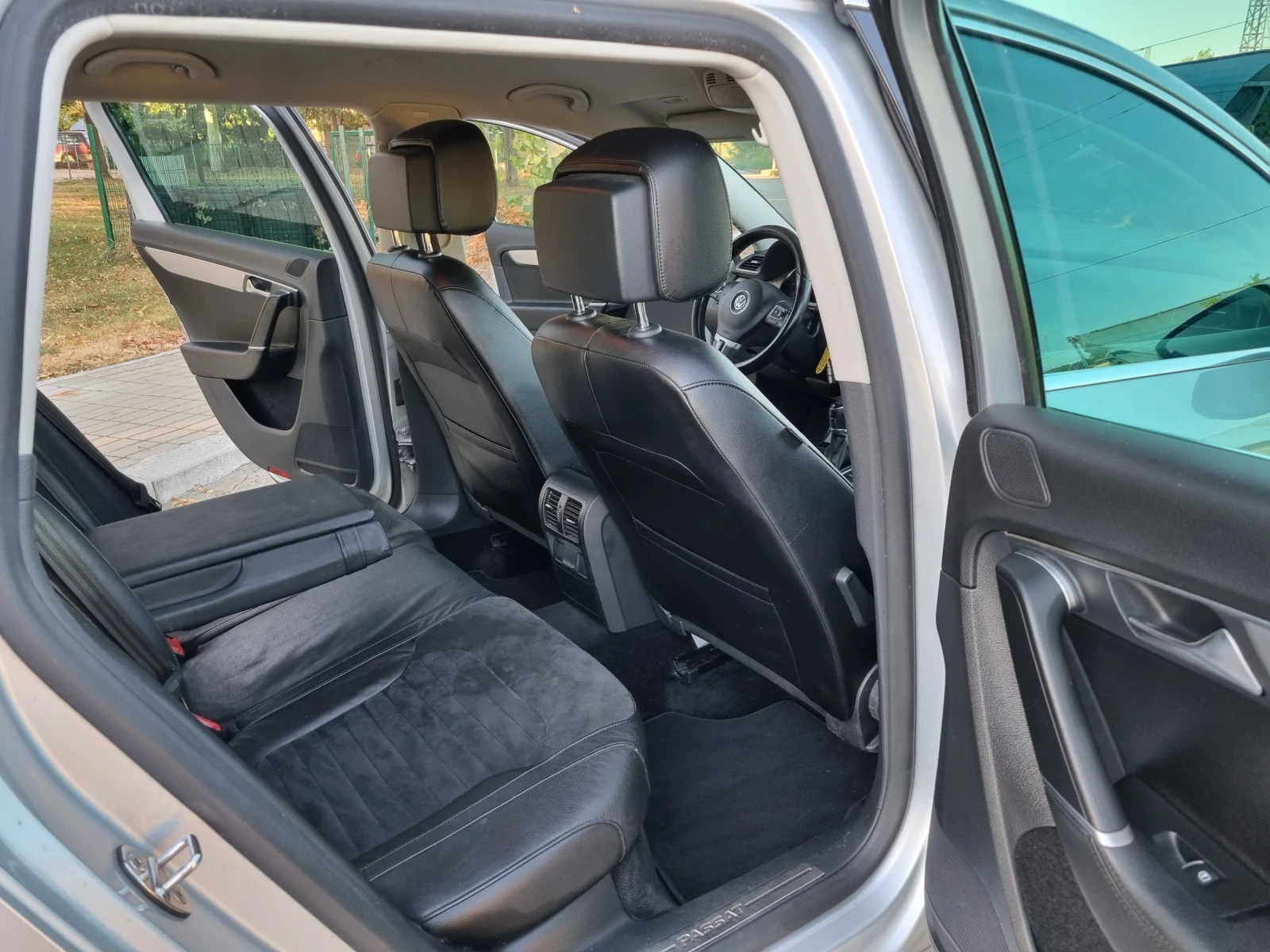 VW Passat 1.6 TDI, снимка 8 - Автомобили и джипове - 56309245