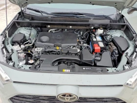 Toyota Rav4 2.5* XLE PREMIUM* РЕАЛНИ КМ!, снимка 12