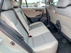 Toyota Rav4 2.5* XLE PREMIUM* РЕАЛНИ КМ!, снимка 10