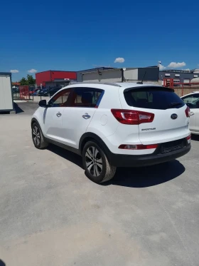 Обява за продажба на Kia Sportage 1.7 D ~16 800 лв. - изображение 4