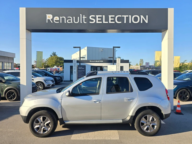 Dacia Duster 1.5 dCi, снимка 3 - Автомобили и джипове - 47608313