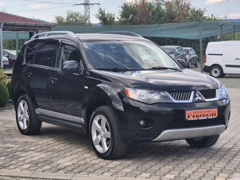 Mitsubishi Outlander 2.4 бензин Автомат, снимка 5 - Автомобили и джипове - 51203012