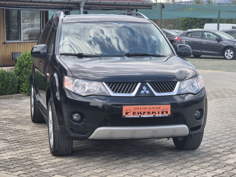 Mitsubishi Outlander 2.4 бензин Автомат, снимка 4 - Автомобили и джипове - 51203012