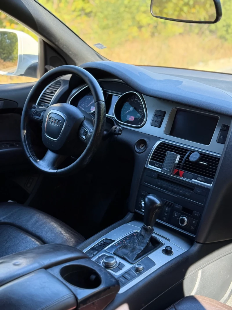 Audi Q7, снимка 10 - Автомобили и джипове - 52311535