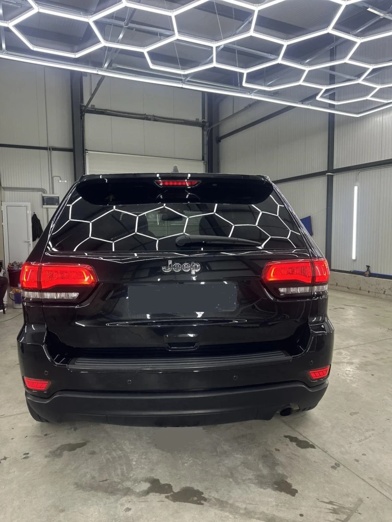 Jeep Grand cherokee Black Edition, снимка 4 - Автомобили и джипове - 52596484