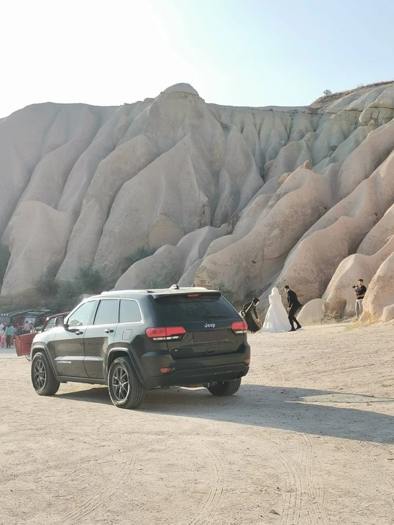 Jeep Grand cherokee Black Edition, снимка 12 - Автомобили и джипове - 52596484