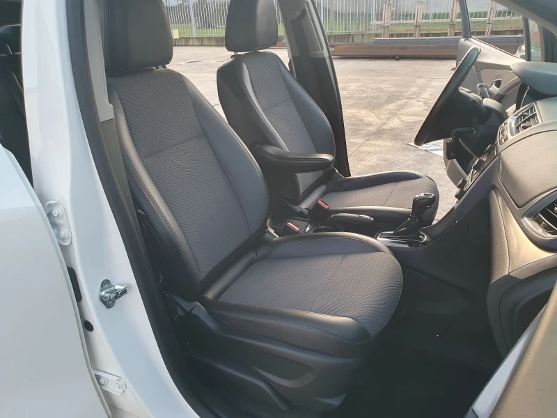 Opel Mokka АВТОМАТИК , снимка 12 - Автомобили и джипове - 52726011