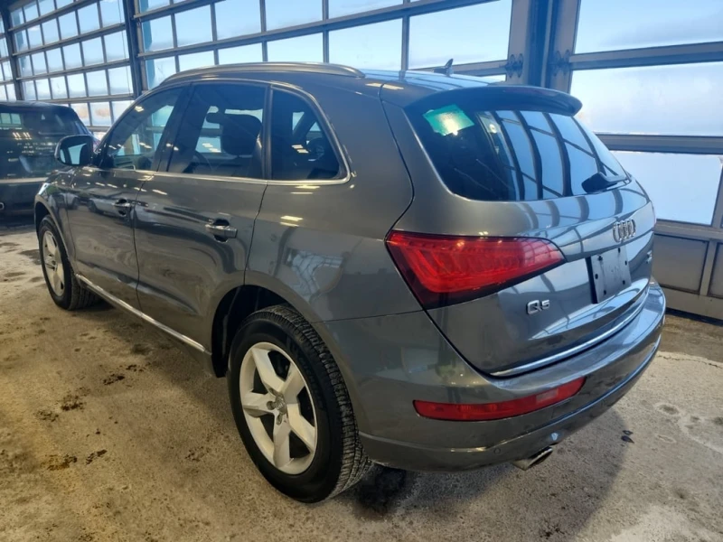 Audi Q5 3.0L TDI PROGRESSIV  CARFAX, снимка 4 - Автомобили и джипове - 53370134
