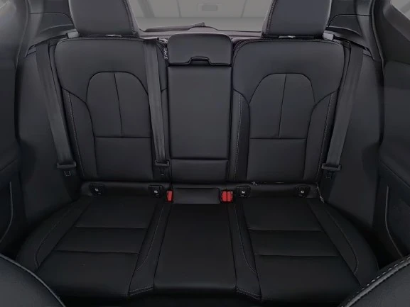 Volvo XC40 B3 = Ultimate = Гаранция, снимка 8 - Автомобили и джипове - 54621242