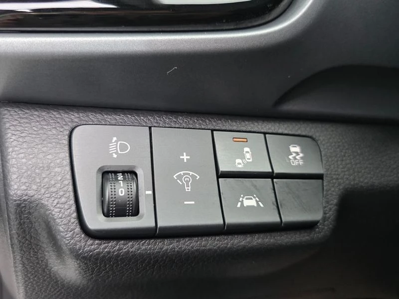 Kia Stonic 1.4| 100к.с.| ВКЛ.ТЕХНОТЕСТ, снимка 13 - Автомобили и джипове - 55384797