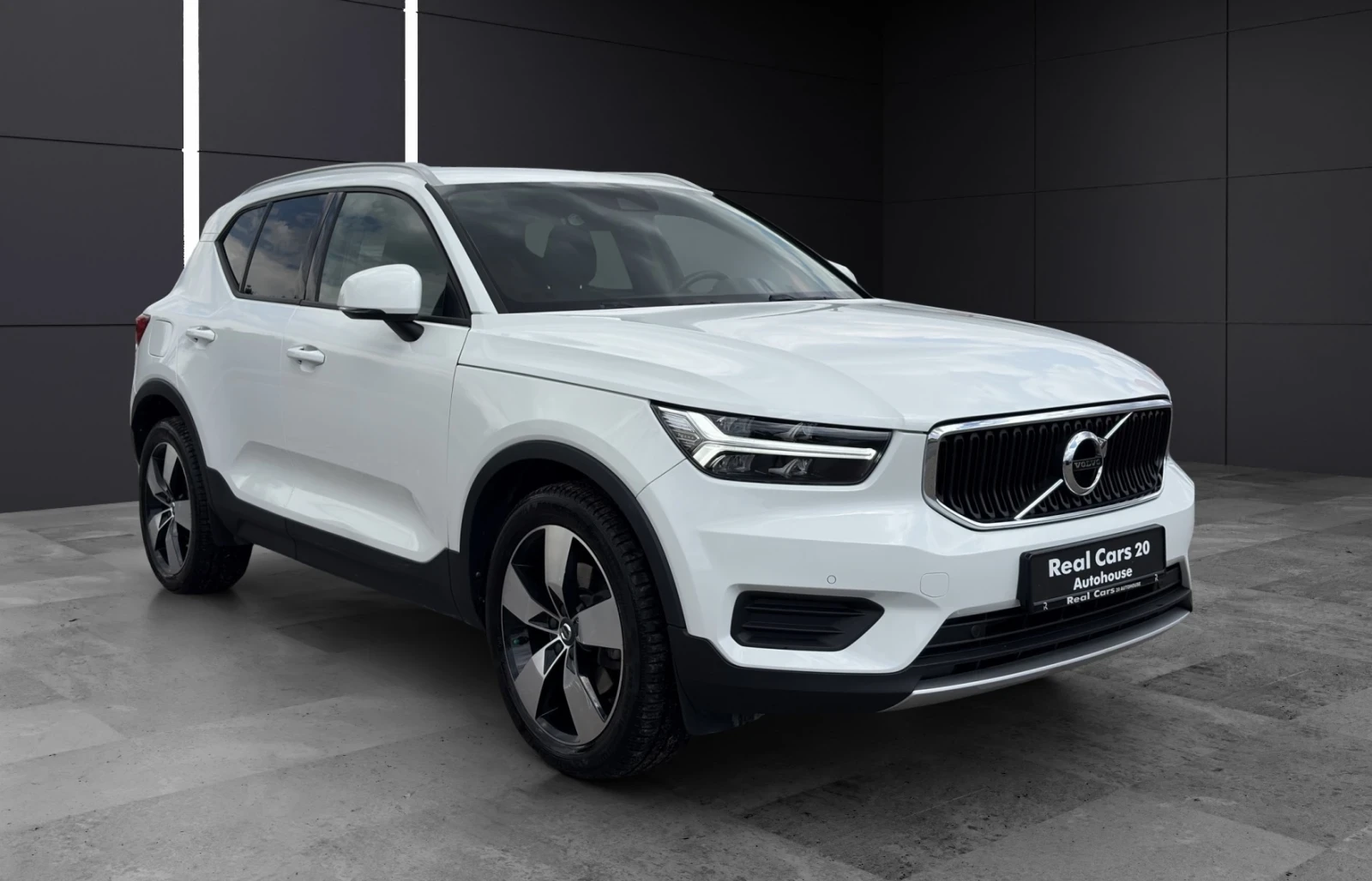 Volvo XC40 * 2.0D* 4x4* LED* CAM* NAVI*  - изображение 6