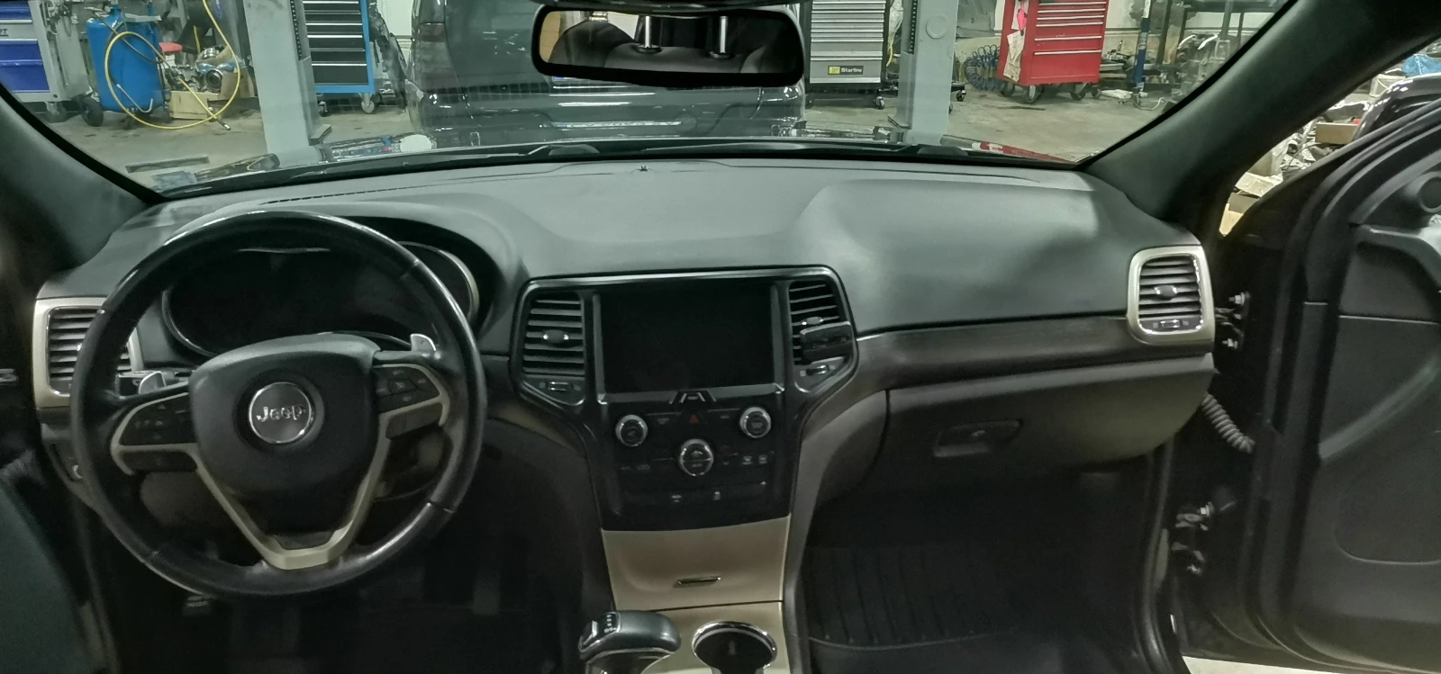 Jeep Grand cherokee Black Edition - изображение 9