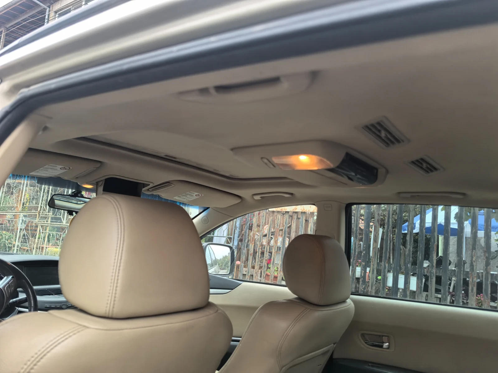 Subaru B10 Tribeka  - изображение 8