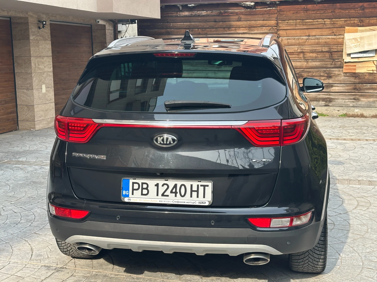 Kia Sportage лек автомобил, снимка 4 - Автомобили и джипове - 53995960