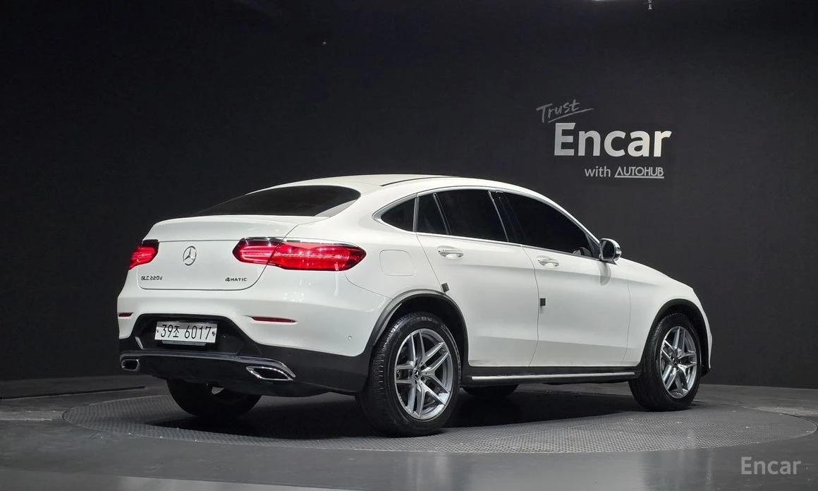 Mercedes-Benz GLC 220, снимка 2 - Автомобили и джипове - 54456660