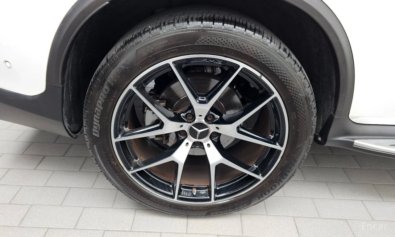 Mercedes-Benz GLC 43 AMG COUPE* BURMESTER* ХЕДЪП* ДИГИТАЛНО* ТАБЛО* LANE* A, снимка 5 - Автомобили и джипове - 55105676