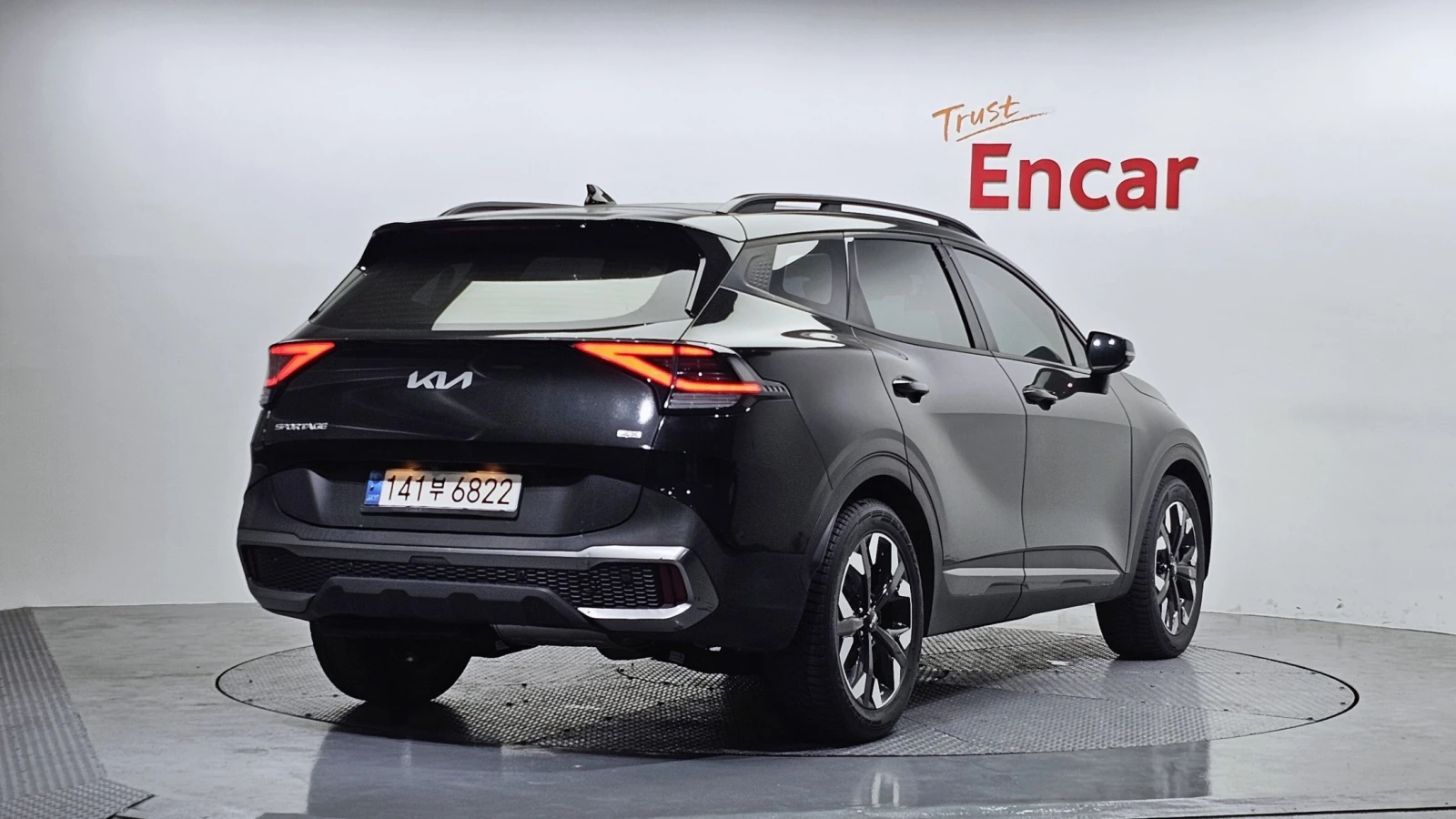 Kia Sportage 2.0 Diesel 4WD Signature Gravity, снимка 2 - Автомобили и джипове - 55987948
