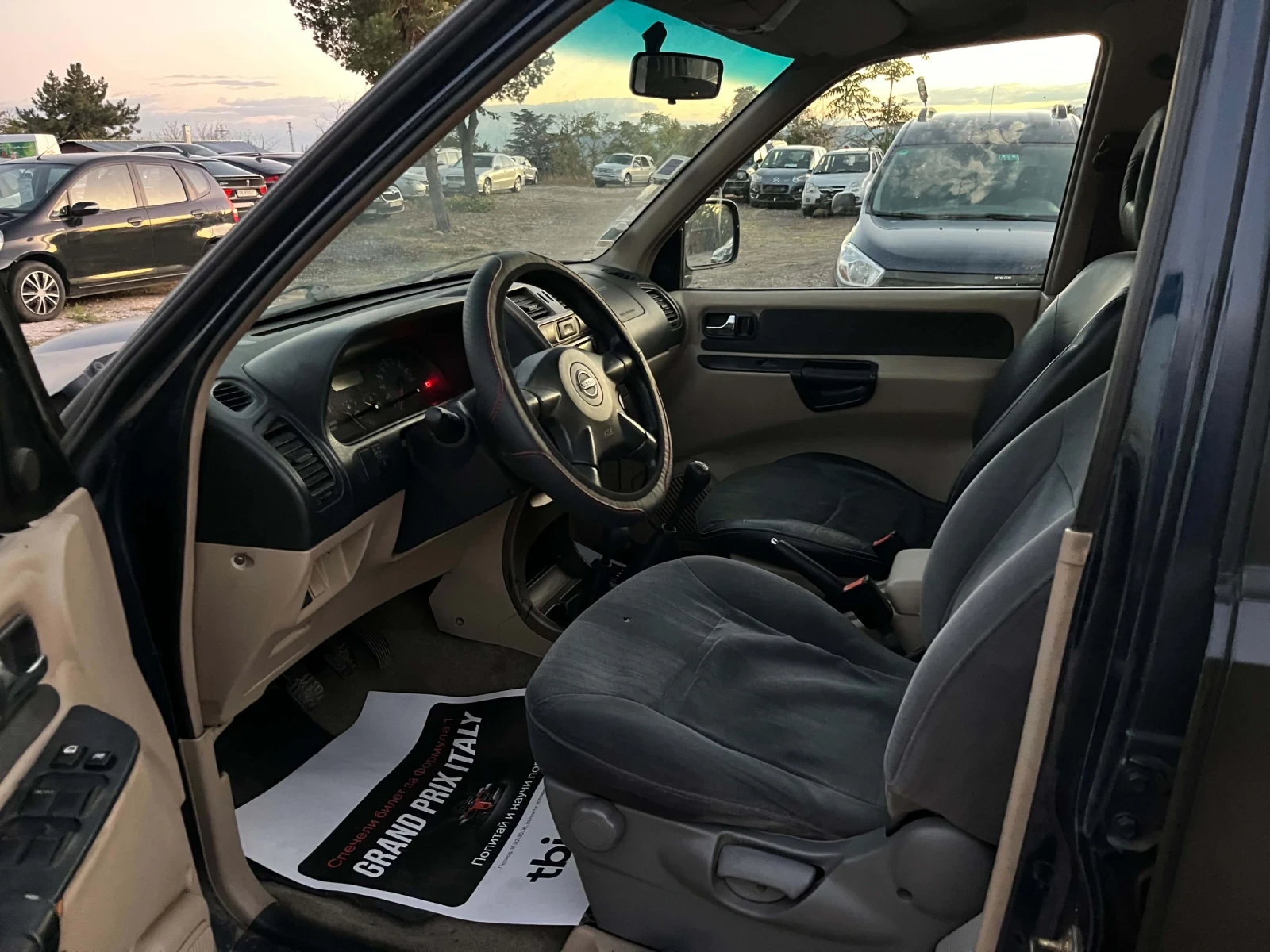 Nissan Terrano 2.7/ФРАНЦИЯ/БЕЗ РЪЖДА/7МЕСТА, снимка 7 - Автомобили и джипове - 56247421