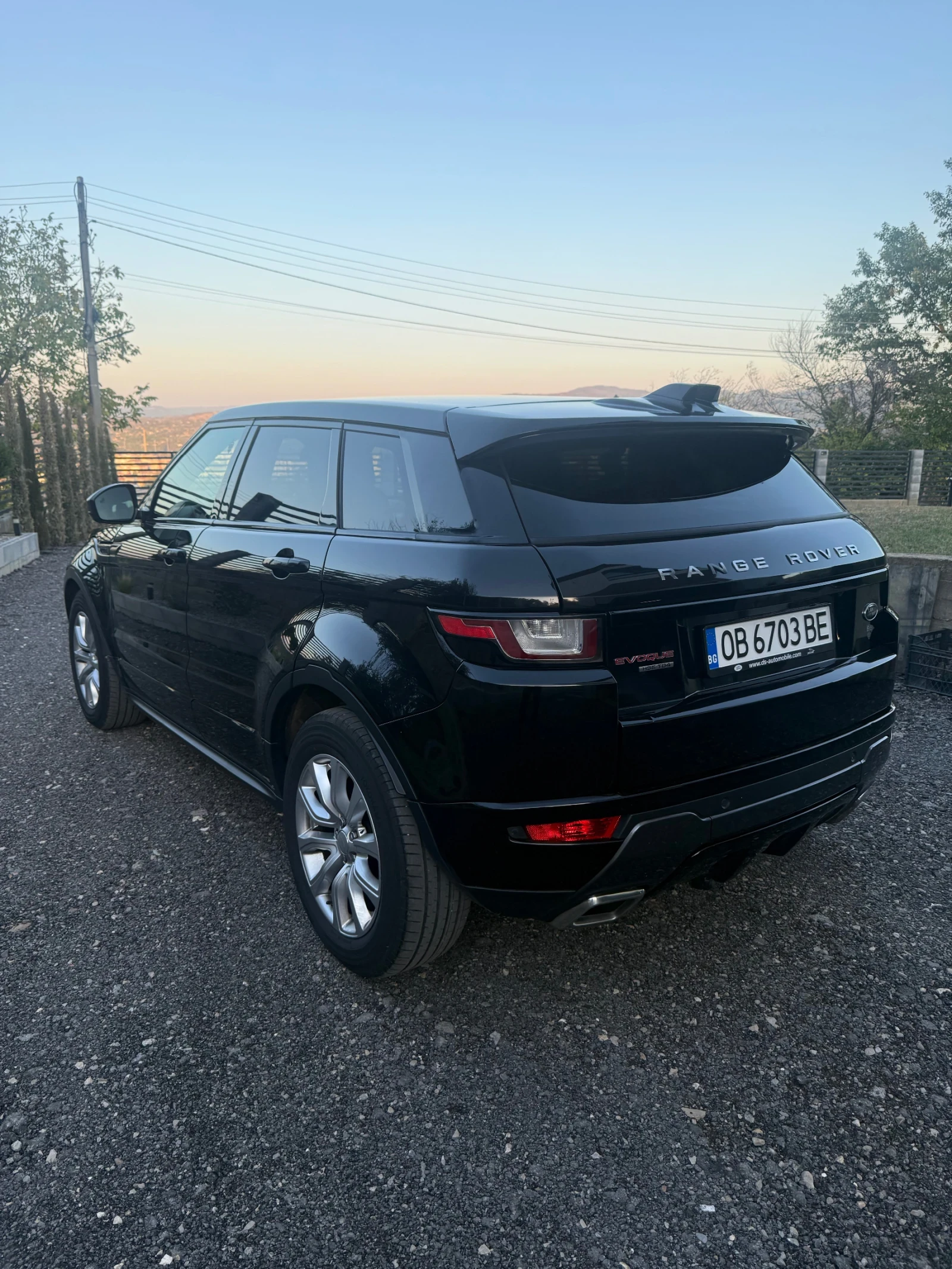 Land Rover Range Rover Evoque Range Rover Evoque, R-Dynamic, Facelift , снимка 4 - Автомобили и джипове - 56600526