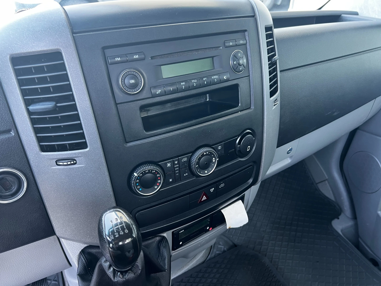 Mercedes-Benz Sprinter 516  | Mobile.bg   15